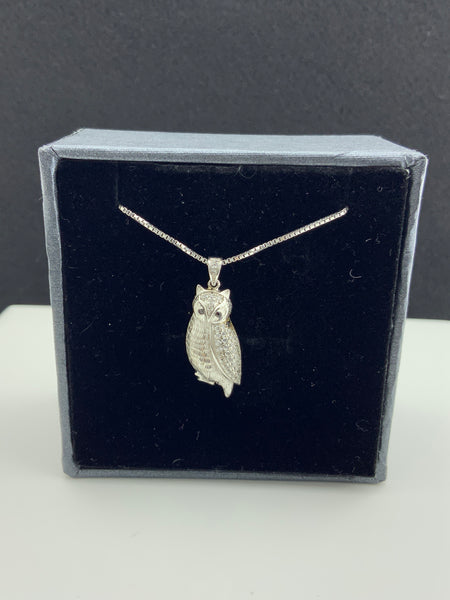 White Gold Vermeil Sterling Silver Ladies Cz Owl Charm Necklace 18"